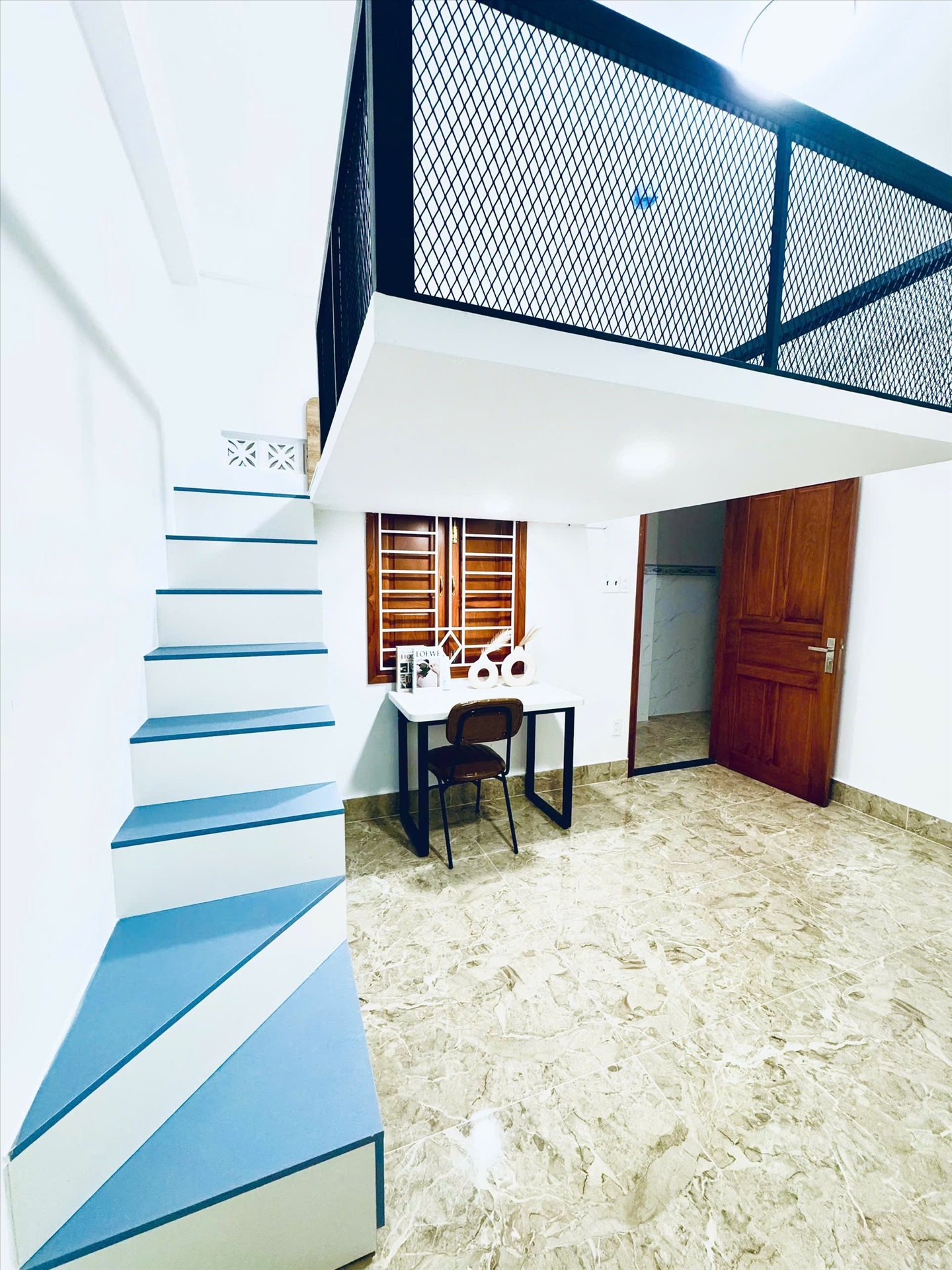 Phòng trọ Duplex 26m2 tại NT Apartment Đặng Thùy Trâm - Bình Thạnh - Góc làm việc