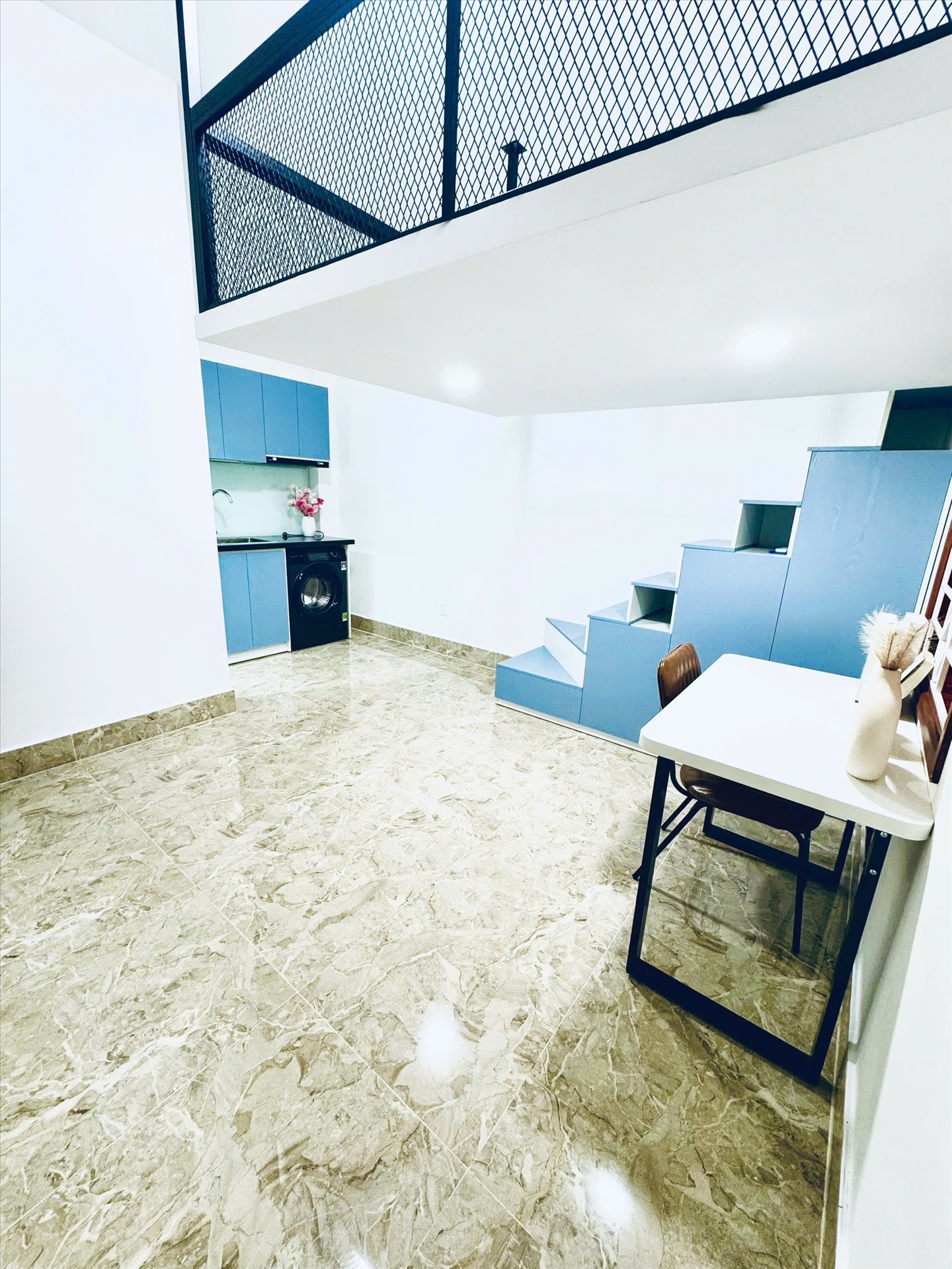 Phòng trọ Duplex 26m2 tại NT Apartment Đặng Thùy Trâm - Bình Thạnh - Phòng khách
